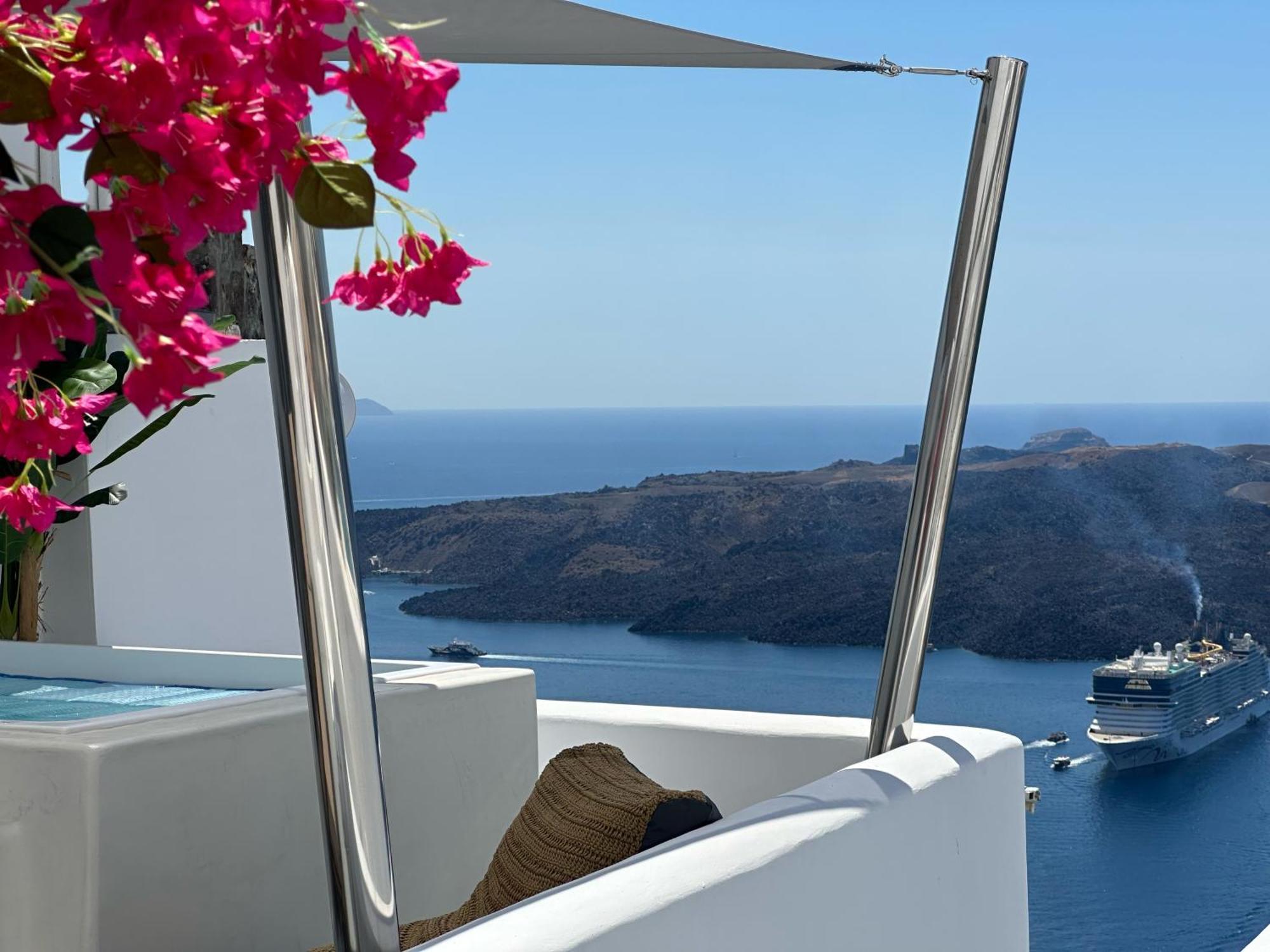 Dagaz Suites Fira  Bagian luar foto